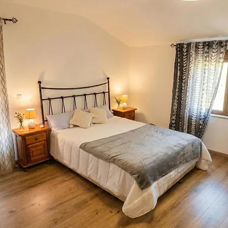 Casa El Pedernal Holiday home Basardilla